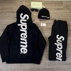 Supreme Hoodie 