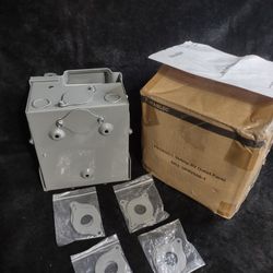 New Suraielec Breaker Outlet Panel Box 50 Amp, Camper Trailer 