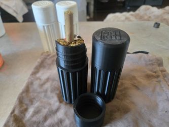 Blunt case and lighter holder
