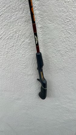 VINTAGE FENWICK HMG IRON HAWK GRAPHITE ROD