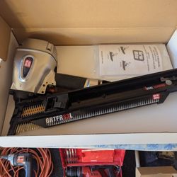Like New: Grip-Rite GRTFR83L 21° Round Head Framing Nailer