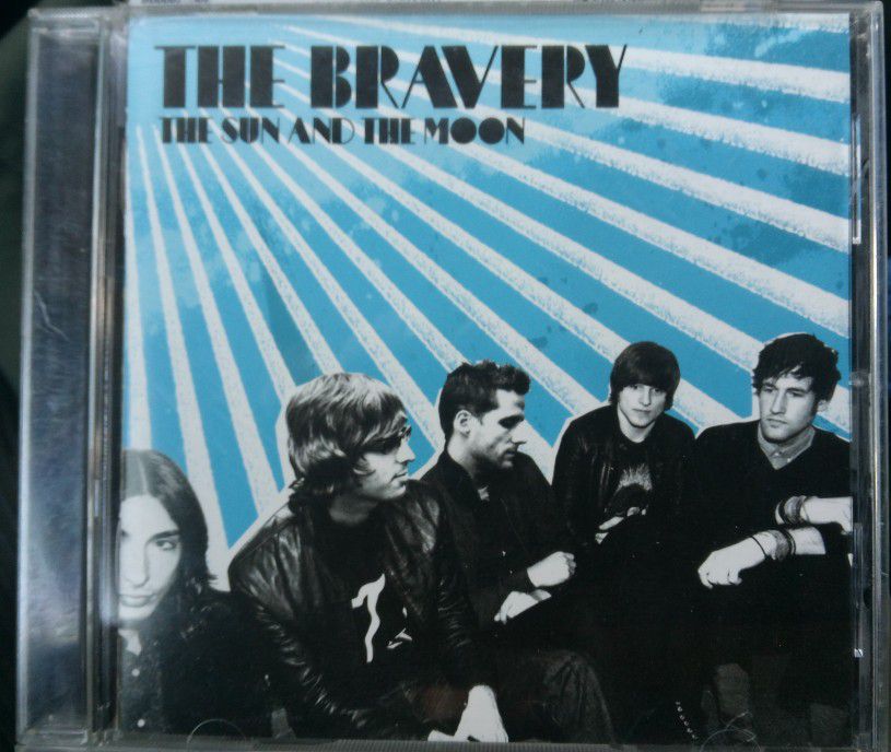 The Bravery  "The Sun And The Moon" Cd