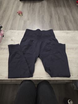 Joy Lab Capri Leggings Black