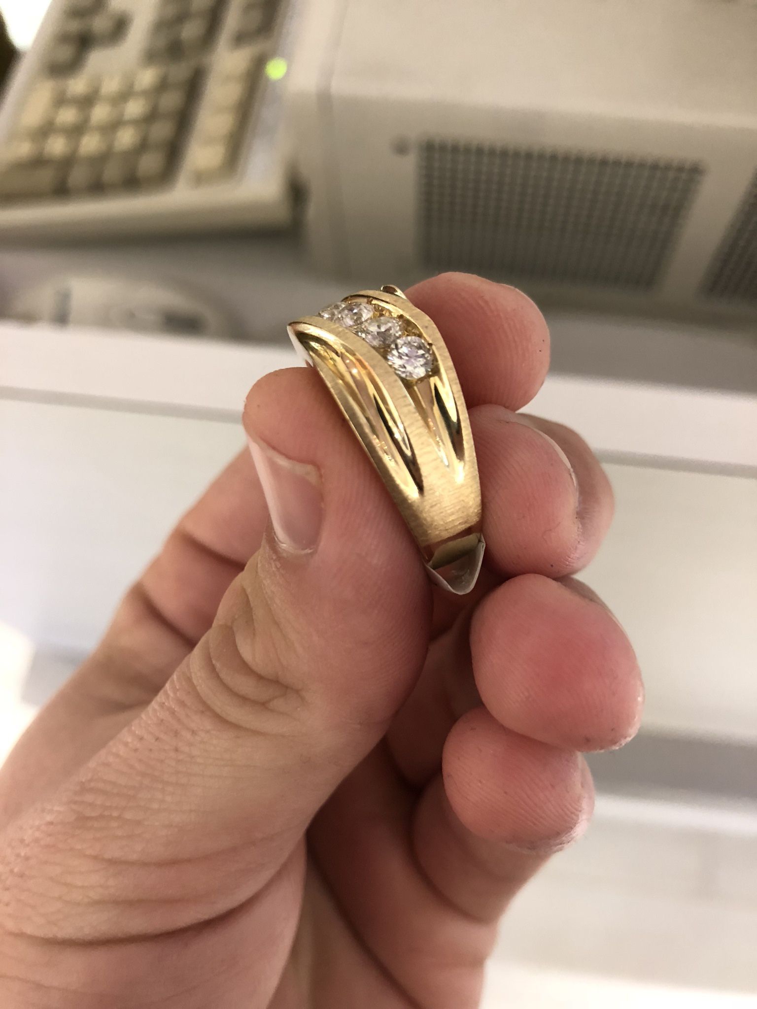 Solid 14k gold diamond engagement ring purchased at Kay Jewelers for $2,500 on sale, asking $1,100