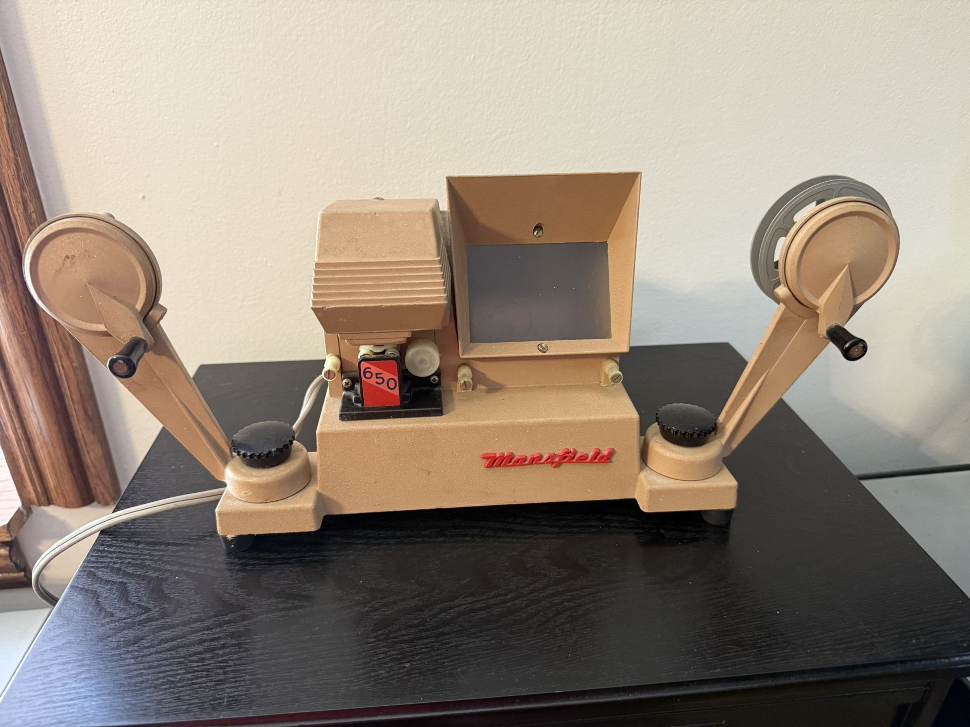 Mansfield Reporter 8mm Film Movie Action Editor Model 650, Good Lamp