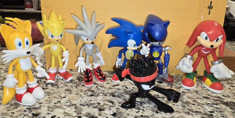Sonic The Hedgehog Figures Lots