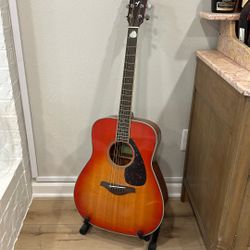 Yamaha FG820 Guitar