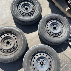 SET OF 4 TOYOTA RIM AND TIRE STEEL 16" Parts 
