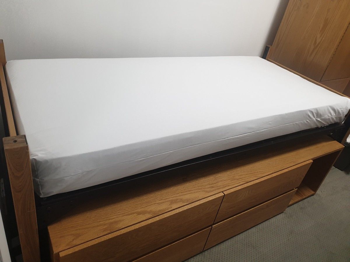 COMPLETE TWIN BED SET WITH BOTTOM DRESSER, BED AND FRAME (HOME4)