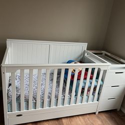 Baby Crib To Toddler With Drawer & Dresser & Changing Area