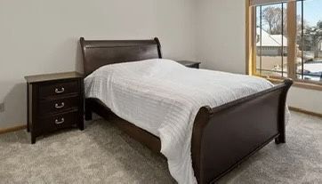 4 piece Queen Bedroom Set
