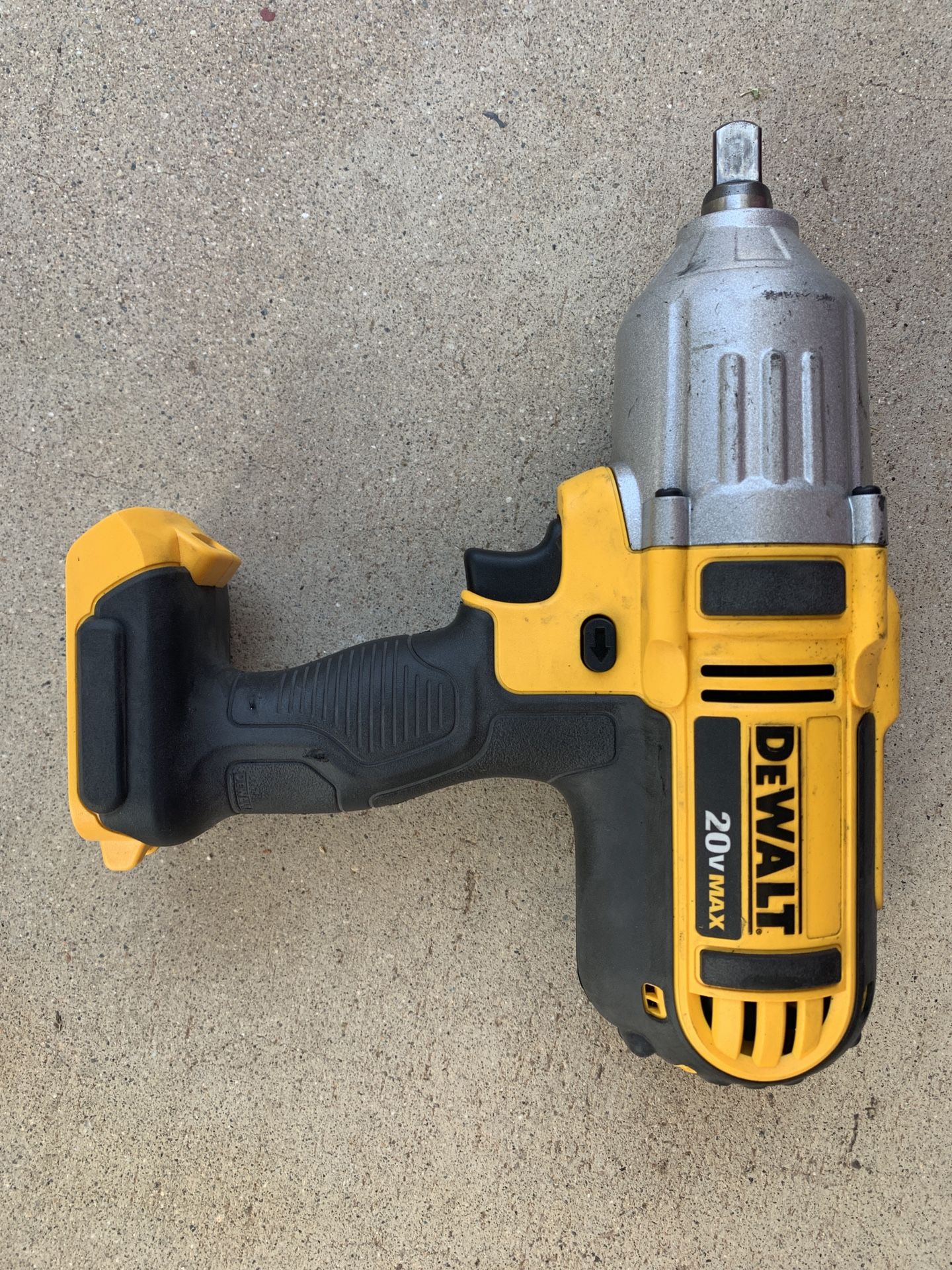 Dewalt 1/2” Cordless Impact