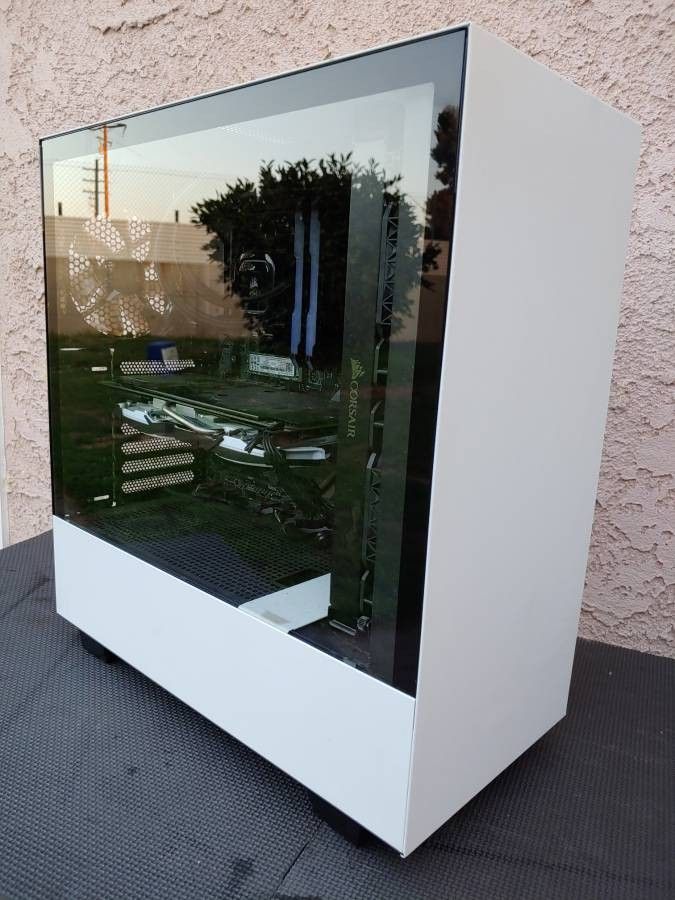 MSi Gaming PC, Windows 11, 1TB SSD, Ryzen 7, 16 GB Ram, AMD Radeon GPU - $390