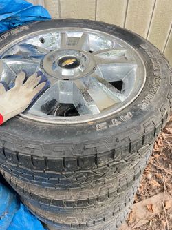 COOPER DISCOVERED AT3 tires
