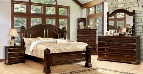 Brand New Cherry 4pc Queen Bedroom Set (Available in California & Eastern King)