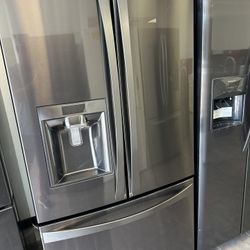 Black Stainless Steel Kenmore Refrigerator 