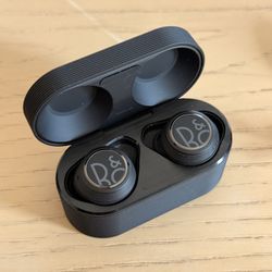 Bang & Olufsen Beoplay E8 Sport Wireless Earbuds 