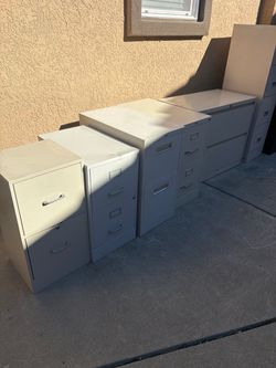 File cabinets/tool storage see pics
