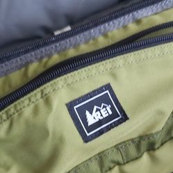 Rei Lunchbox 