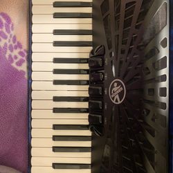 Hohner BravoIII 72 Accordion (blue)