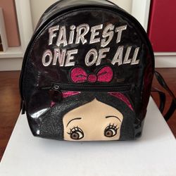 Danielle Nicole Disney Snow White Mini Backpack