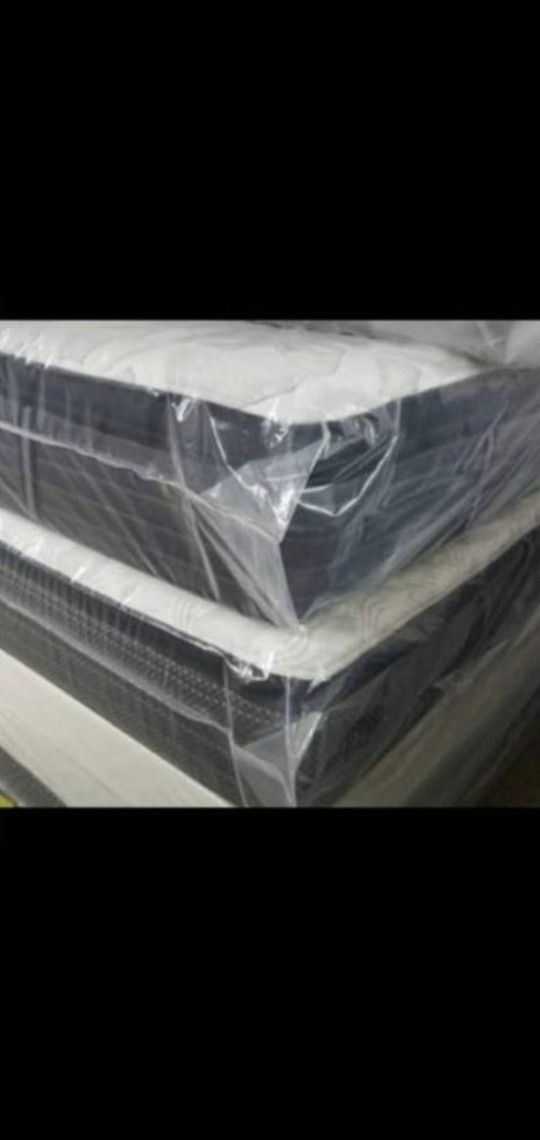 queen size new thick pillow top bed can deliver