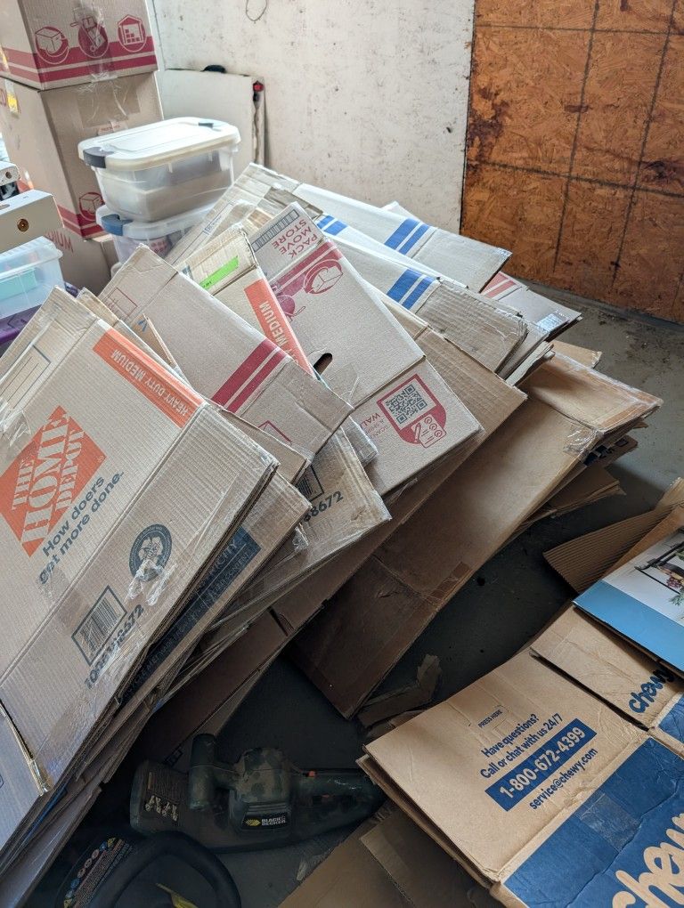 Free Moving Boxes