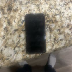 Phone Xr Unlocked Works Perfectly fine Just Cracked Back But Everything Else Works Perfectly Fine 