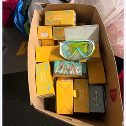 attention Reseller Amazon Brand New Merchandise. Make Me An Offer. Come Take It All Selling One Price Needs To Go Today.