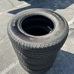 (4) 255/75/17 Goodyear Wrangler Tires 90% Tread