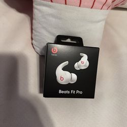 Beats Fit Pro Brand new never open $135 Firm Price  Pick Up Only✅ Original 💯 %✅