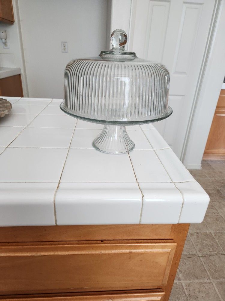 Glass Cake Stand With Dome