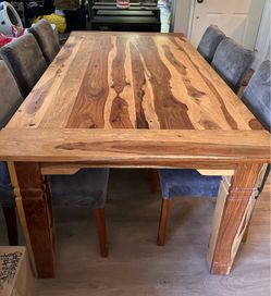 Solid Wood Dining Table with 6 Chairs – Beautiful Statement Piece