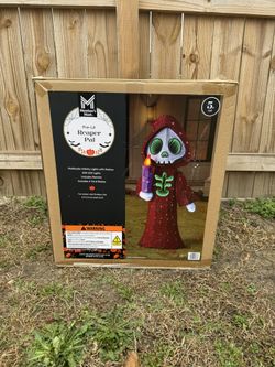 Member’s Mark Pre Lit Reaper Pal