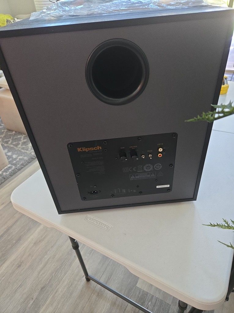 Klipsch R- 120SW Subwoofer 