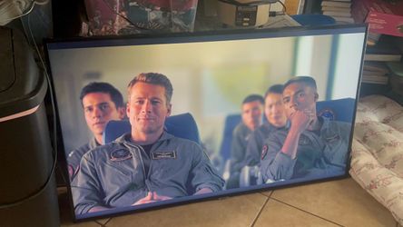 50” Samsung Smart 4K UHD TV