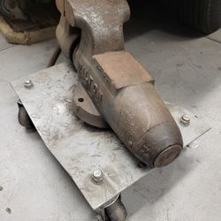 Heavy Duty 5" Bench Bullet Vise Model 500 Wilton Made in USA