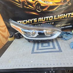 2019-2021 KIA Forte Headlight OEM Halogen RH Right Side