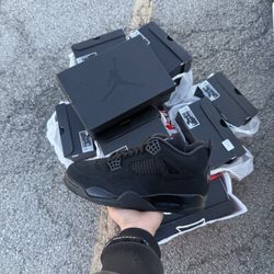 Jordan 4 Black Cat (2025)