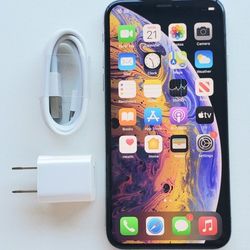 iPhone X - UNLOCKED - Like New 