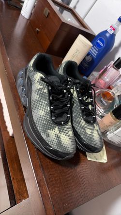 Nike shoes