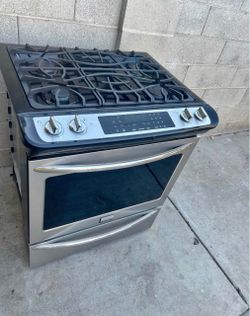 Frigidaire Gas Range Stainless Steel Slide-In