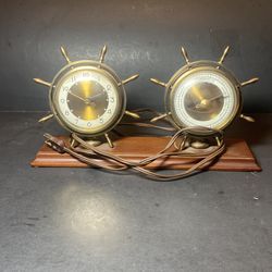 Nautical art clock ship wheel