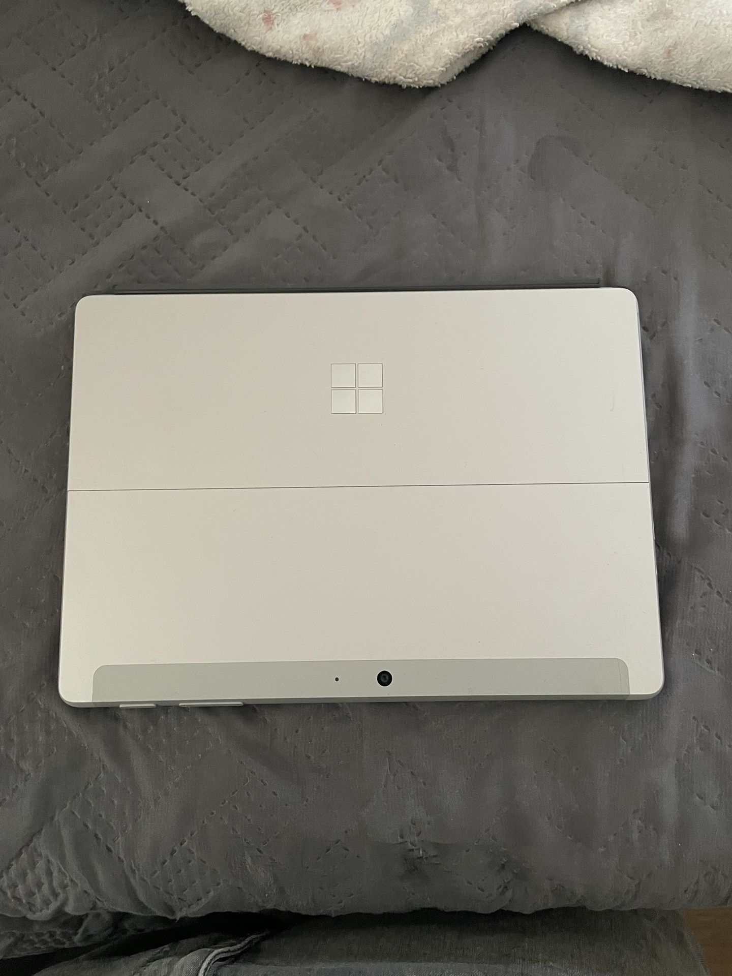 microsoft surface go 2