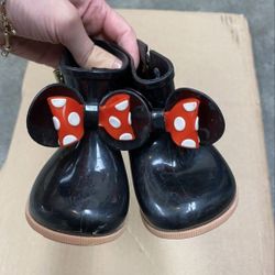 Minnie Mouse Toddler Rain Boots, Size 5.5