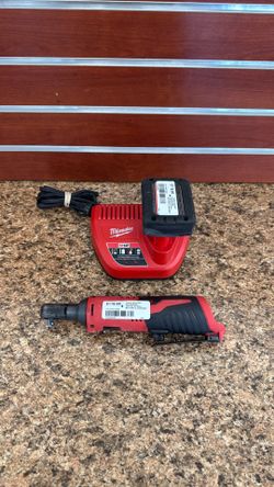 Tools Milwaukee ratchet 2457-20
