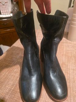 Kelvin Dagger Brooklyn  boots emerald green  out of box