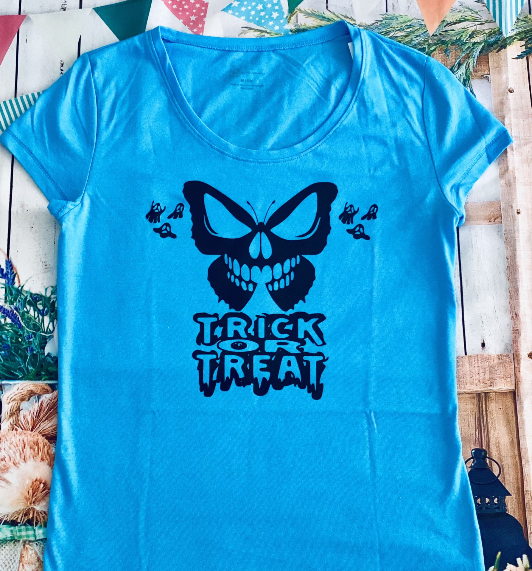 Trick Or Treat. T-shirt for halloween