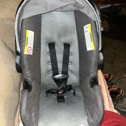 Baby Trend Car seat 