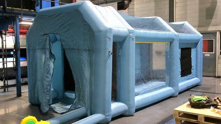 Inflatable paint booth